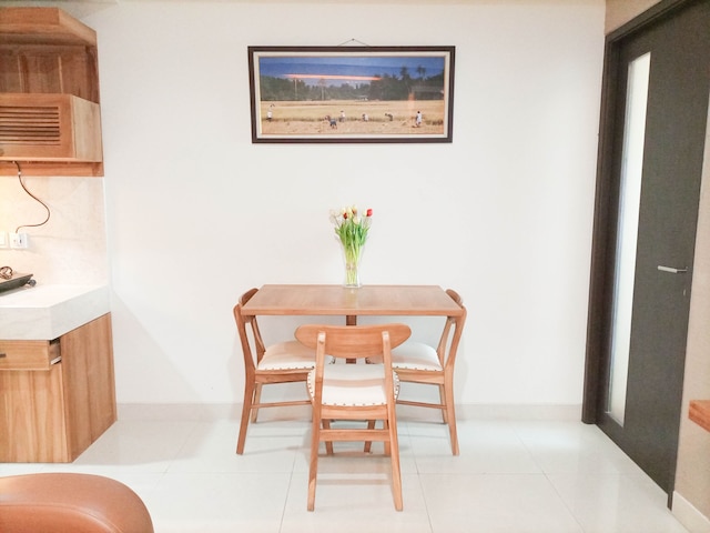 エレガント アンド タイディ 1ッBーム アット ウッタラ ザ アイコン  アパートメント