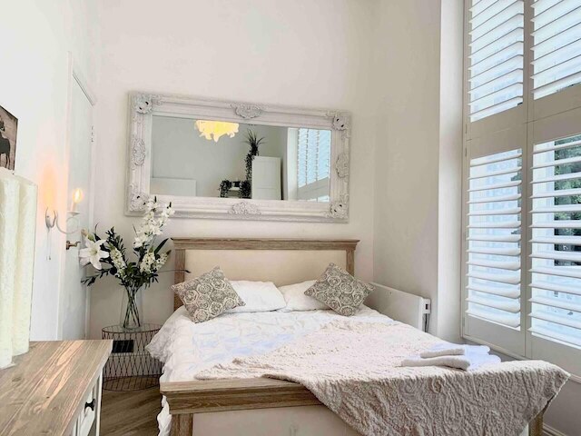 ノッティングヒル ラグジュアリー 2-4 ベッドルーム 2 ルーフ テラス