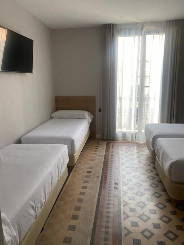 フォンタネラ バイ BCN アーバン ルームズ