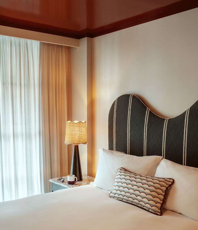 ザ ホクストン シェパーズ ブッシュ