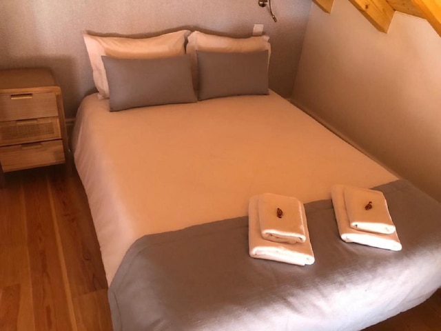 ダウンタウン クレリゴス ウィズ リバー ビュー by Vacationy