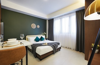 ザ・イニシャル・レジデンス