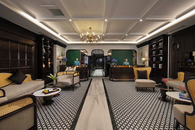 メイ デ ヴィル クラウン ホテル