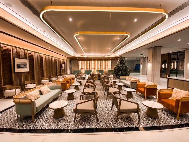 ザクォーターチャオプラヤバイUHG