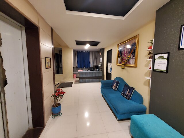 ホテルマリアイレジデンシー