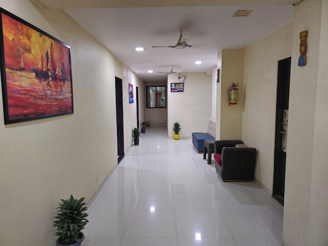 ホテルマリアイレジデンシー