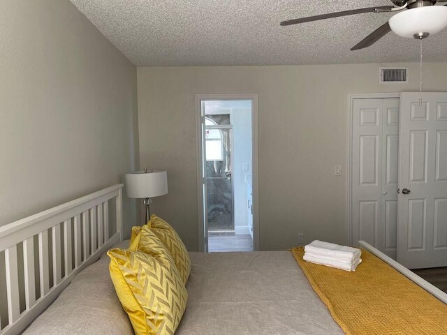 スリー ベッドルーム  アパートメント Y.7 -- 2737 NPB -- ヴサ スリー ベッドルーム  コンドミニアム アパートメント