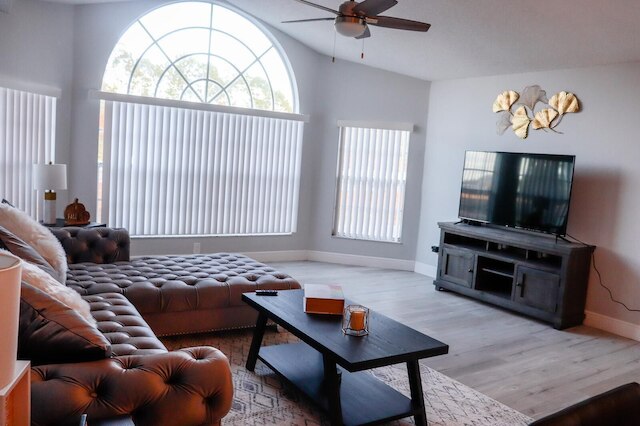 スリー ベッドルーム  アパートメント Y.4 -- 5014 LBC -- ヴサ スリー ベッドルーム  コンドミニアム アパートメント