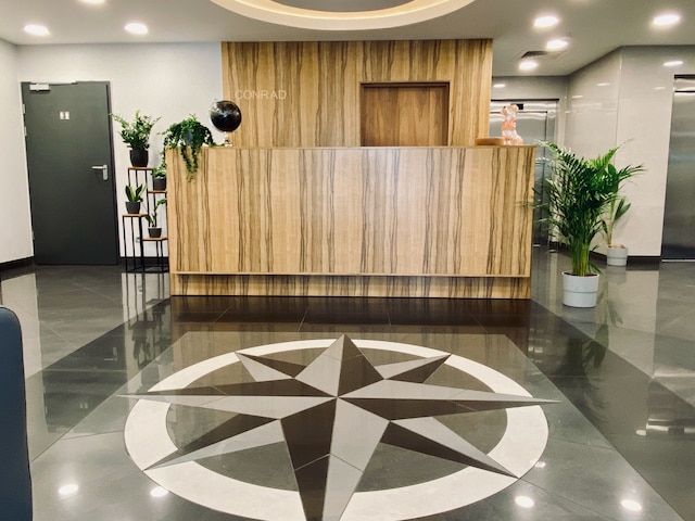 コンラッドコンフォートホテル****