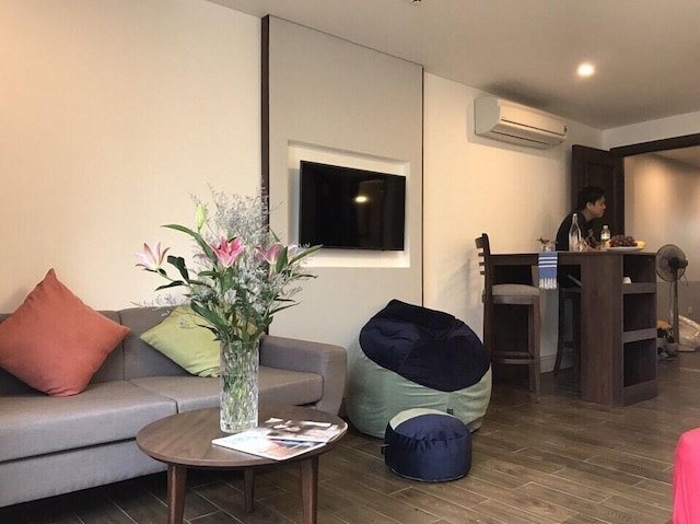 ジャステイ・ピンク・チャーチ