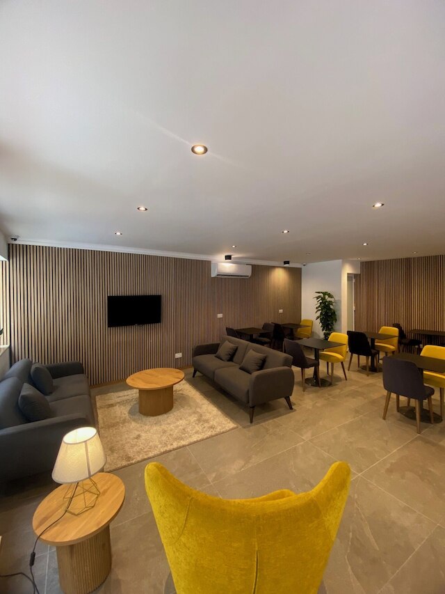 トリトニ・マリーナ・アパートメントとスイーツ