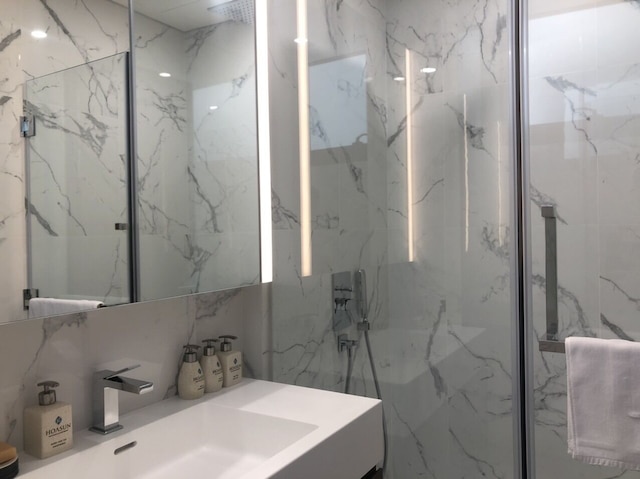 ホアスン レジェンド - メトロポール フーサティエム ディスト2