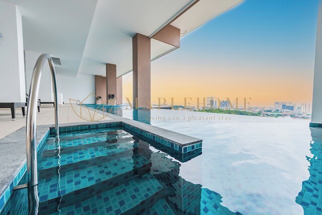 ザ・アップルプレミアスイーツ・メラカ