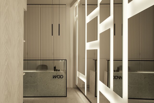 アテネウーシュイート