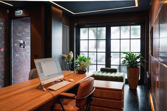 H11 アパートホテル