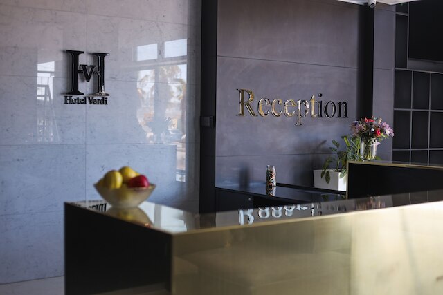 ヴェルディ グジラ プロムナード