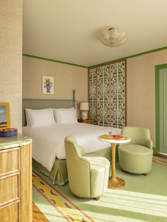 オペラ カデット ホテル