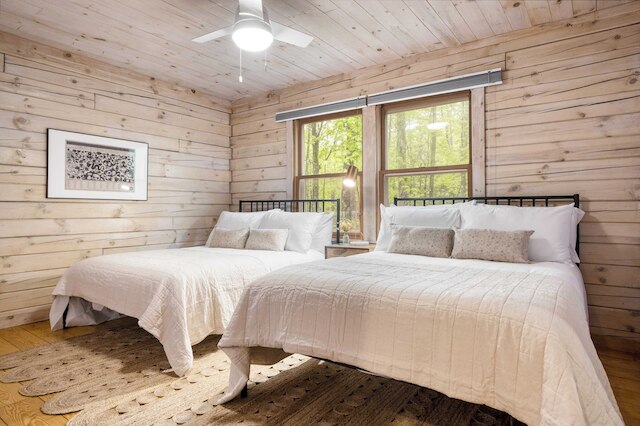 ハーフ ムーン バイ アバントステイ ベッドルーム  キャビン  W/ ラージ デッキ & ヤード ウW/ パティオ & アウトドア ダイニング