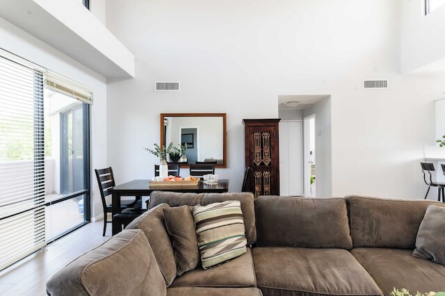 アイボリー ブヨアウト バイ アバントステイ トゥー ホーム ブユアウト ニア オールド タウン W/ ラージ パティオ