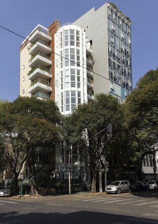 バルサス バイ ホーミレント