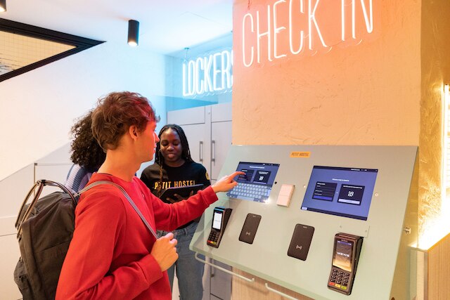 プチ ホステル パラシオ レアル