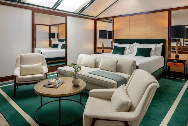 ポートレイトミラノ - ルンガルノコレクション