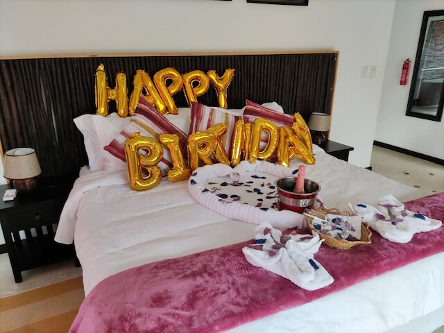 ブッシュロッジの宝石