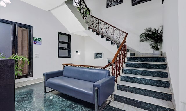 イッツィーホテルズ コノート ミューズ