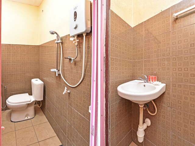 オヨ90605 ヌルルフーダ ランカウイ ヒルビュー ルームステイ