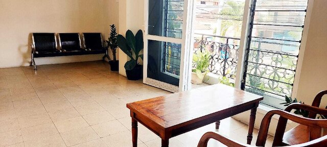 ニキバックパッカー