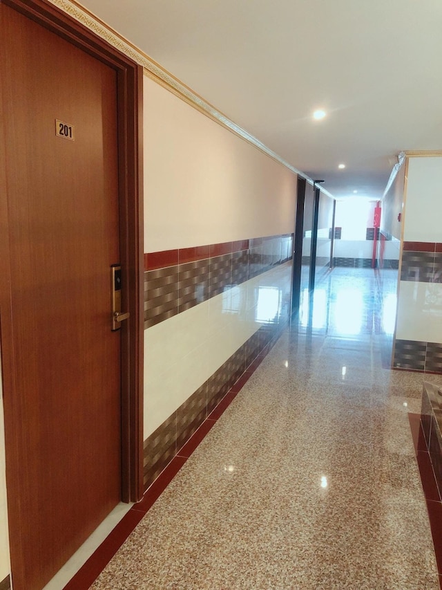 ニャン ドゥク オテル