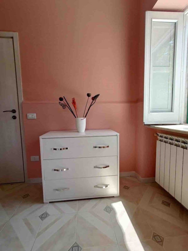 ア リフュージ ビトウィーン グリーン アンド ブルー