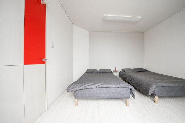 ROADSIDE HOUSE【清掃時に次亜塩素酸使用】