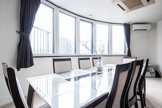 ROADSIDE HOUSE【清掃時に次亜塩素酸使用】