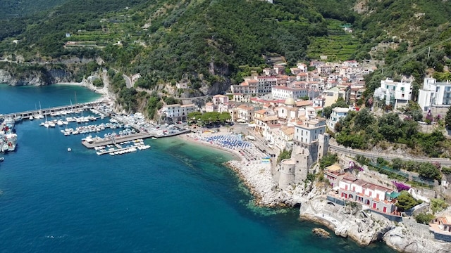 ヴィラ  レバンテ アマルフィ コースト