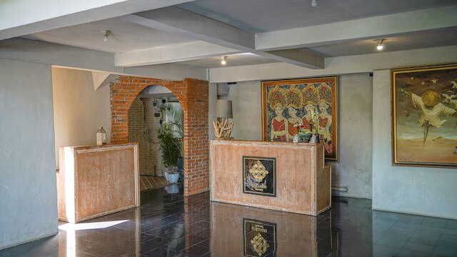 ロカサリ・リトリート