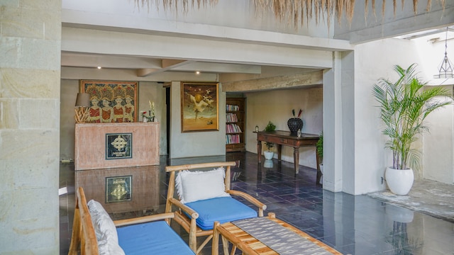 ロカサリ・リトリート