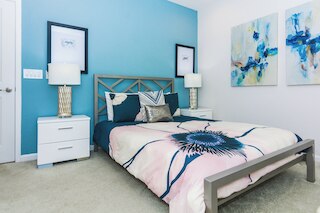 エクスクルーシブ ゲーテッドコミュニティ: ハウス イン プライムロケーション