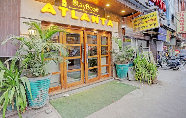 ステイブックアトランタニューデリートレインステーション