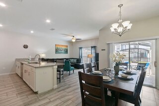 レジェンダリー タイムズ アット ストーリー レイク