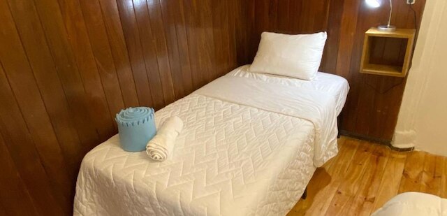 ホスタル ファンギ カサ ロサ