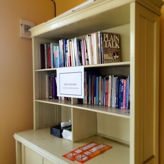 カンディ・パングング・ファミリー・ゲストハウス・シャリア