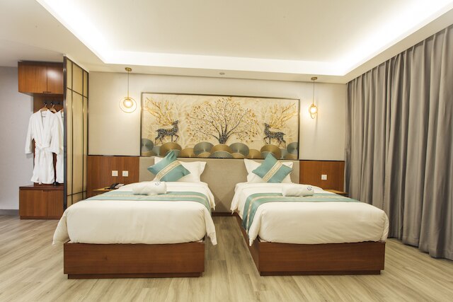 タペツインズホテル