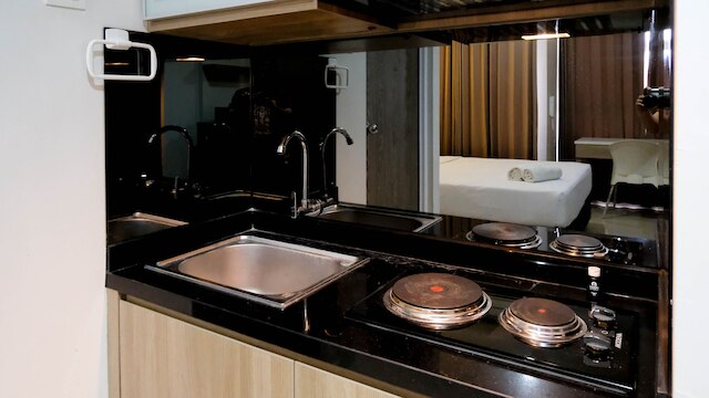 ベスト チョイス アンド コンパクト スタジオ アット  アパートメント  タマン メラティ スラバヤ