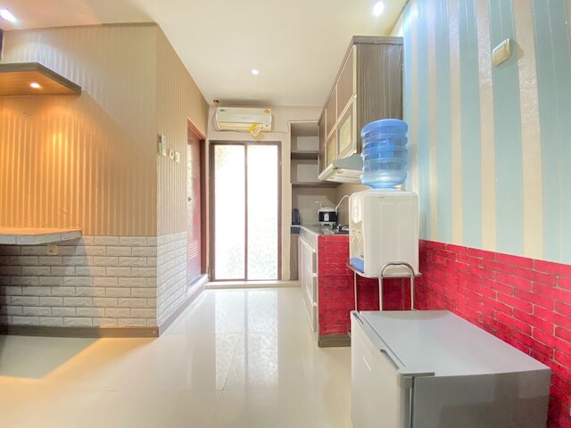 スペーシャス スタジオ ファーニッシュド  アパートメント  アット ゲートウェイ アーマド ヤニ チカダズ バンドン