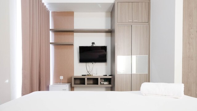 コージー リビング スタジオ アット タマン メラティ スラバヤ アパートメント