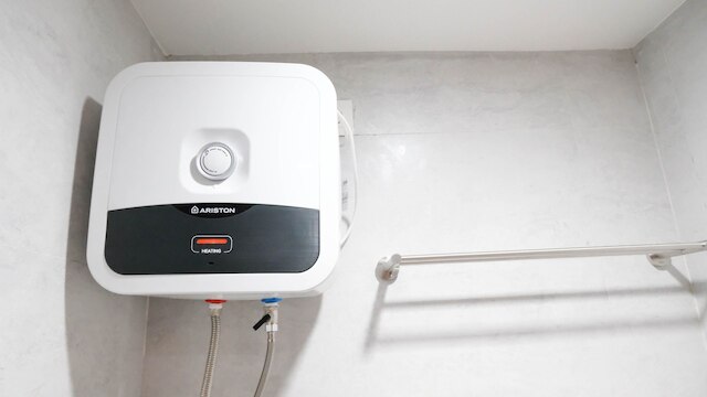 ホーミー アンド タィディ スタジオ アット タマン メラティ スラバヤ アパートメント