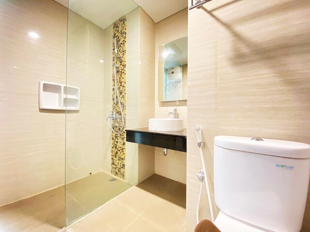 コージー スタジオ ルーム アット グリーン コサンビ (グレコ)  アパートメント