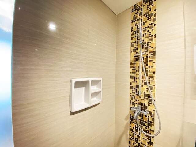 コージー スタジオ ルーム アット グリーン コサンビ (グレコ)  アパートメント