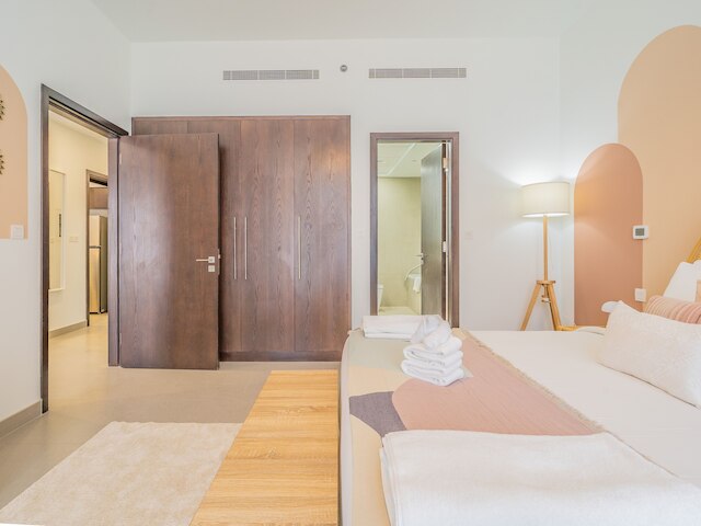 チャーミング トロピカル アパートメント デュバイ モールから数分